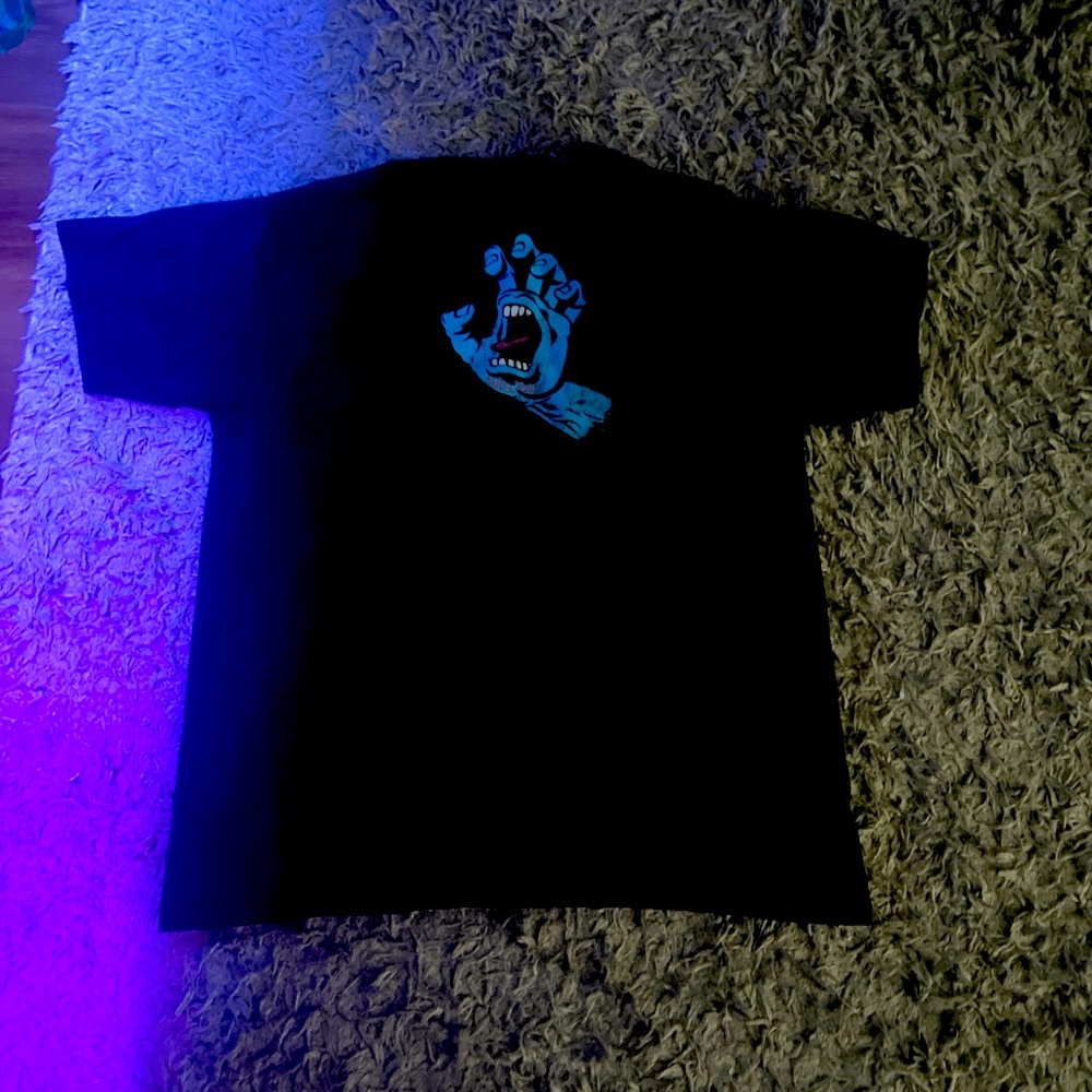 Santa Cruz shirt small